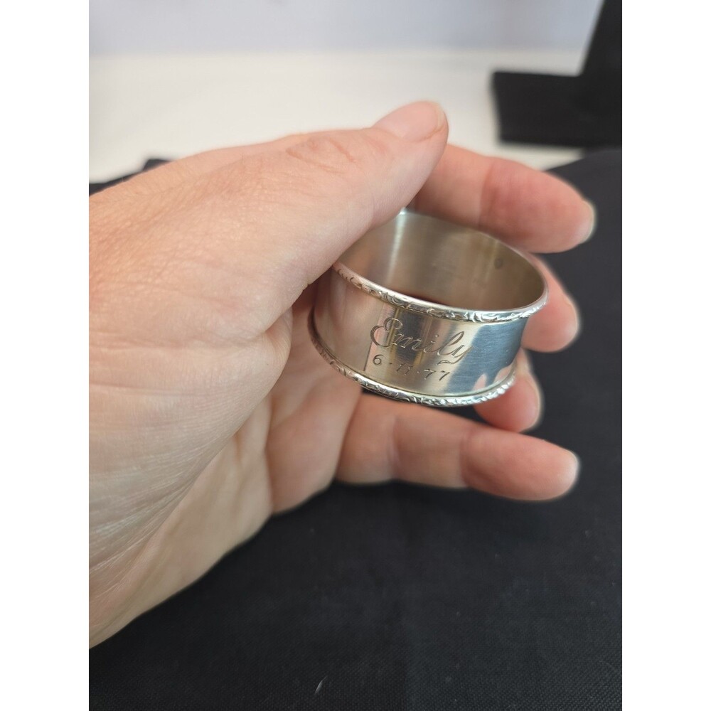 Vintage Lunt Sterling Silver Napkin Ring Pattern 760 Scroll 10g with Engraving - Picture 4 of 10